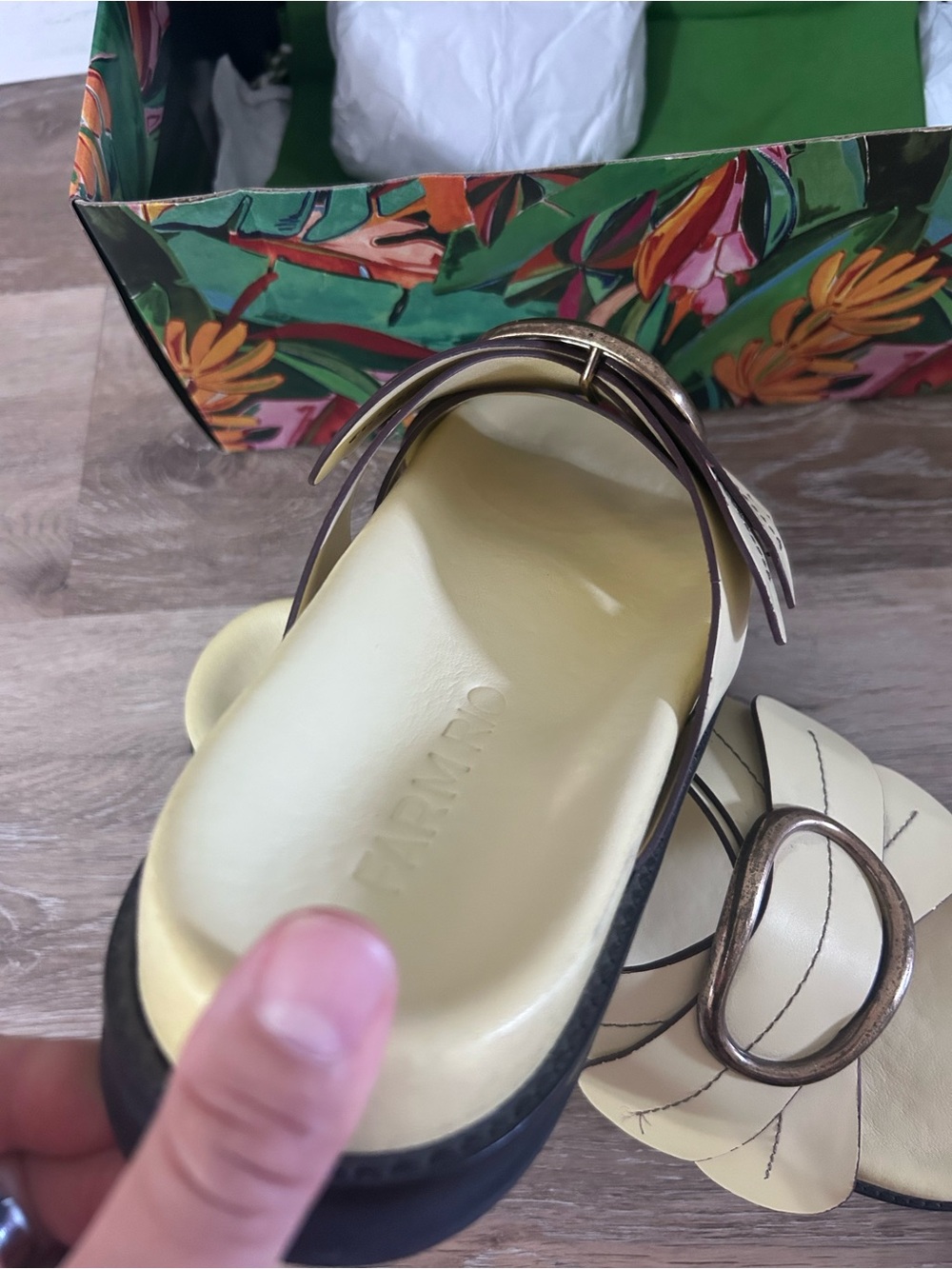 FARM Rio Pale Yellow Leather Slide Mules with Brown Trim - Picture 4 of 6